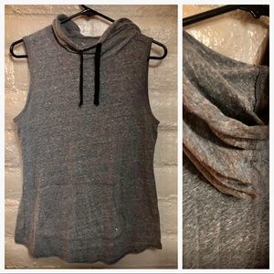 Sleevless Hooded Tee M ON